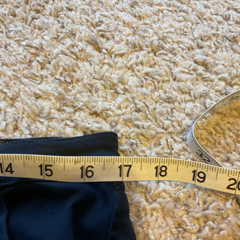 Banana Republic Black Cargo Pants - Picture 6 of 7